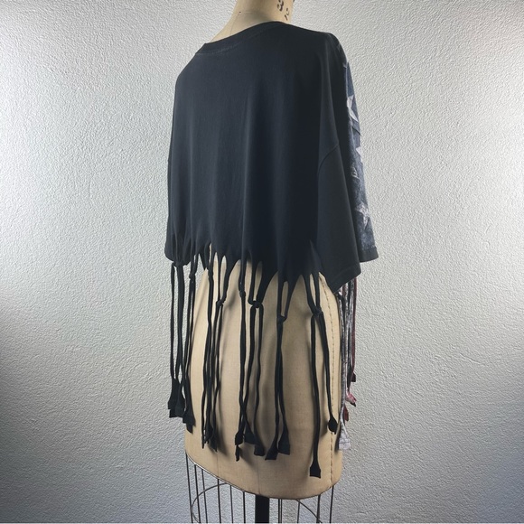 ODM l XL Black Flag Stars Stripes Knotted Fringe Festival Boho Crop Top T-Shirt - Picture 9 of 14